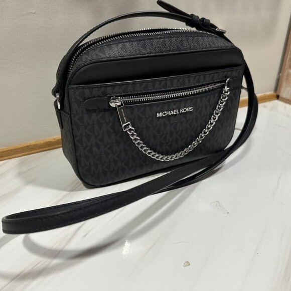 Michael Kors Jet Set Large East West Logo Zip Chain Crossbody Bag - Black - Picture 5 of 7